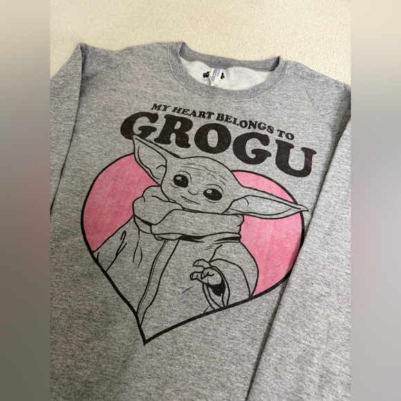 Unisex Star Wars: The Mandalorian Valentine's Day Belong To Grogu Sweatshirt - Picture 2 of 5